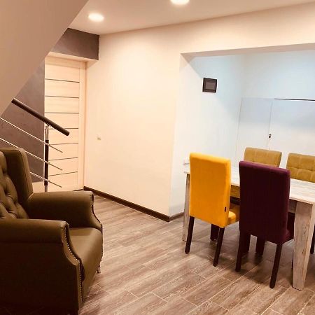It Hotel Tumanyan Street エレバン エクステリア 写真